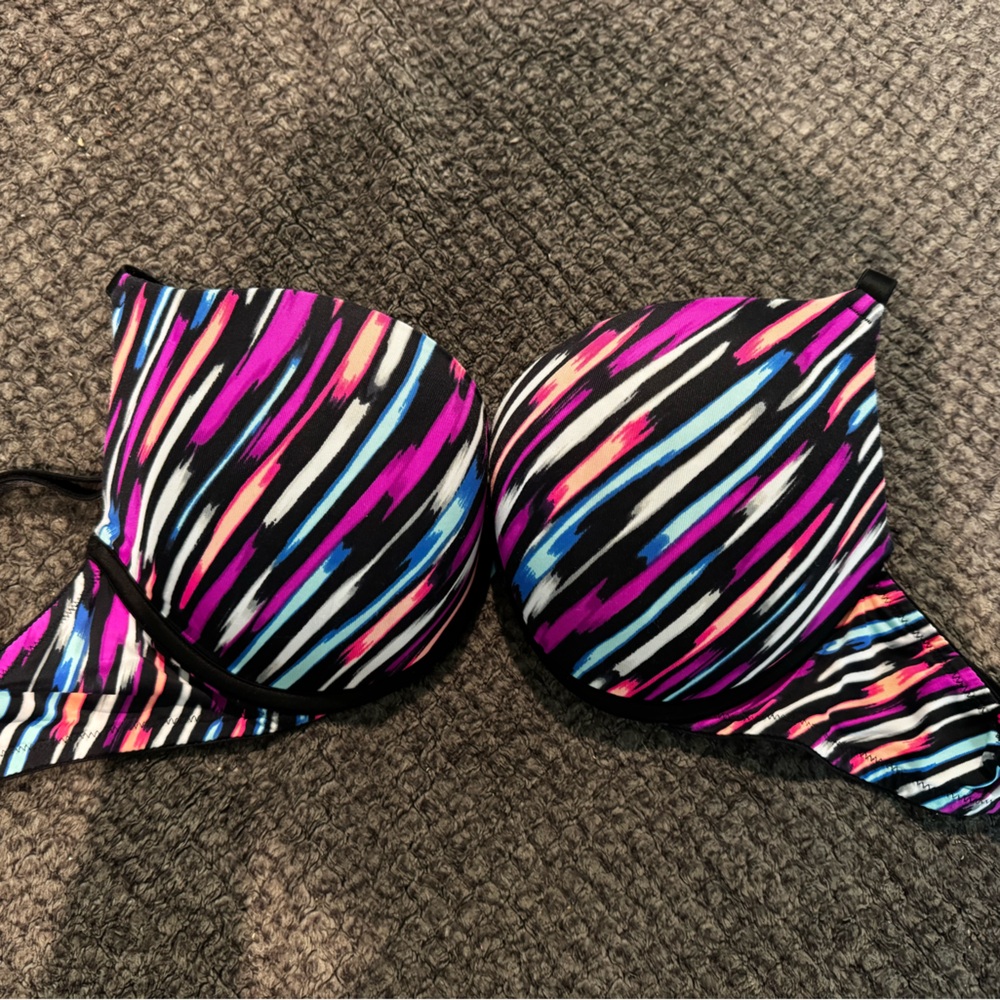 PINK push-up bra